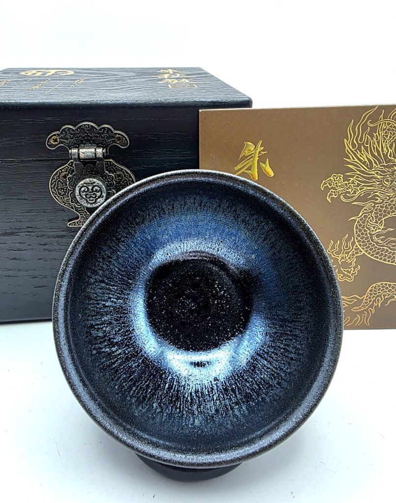 Zhu Qiumin carved bottom cup