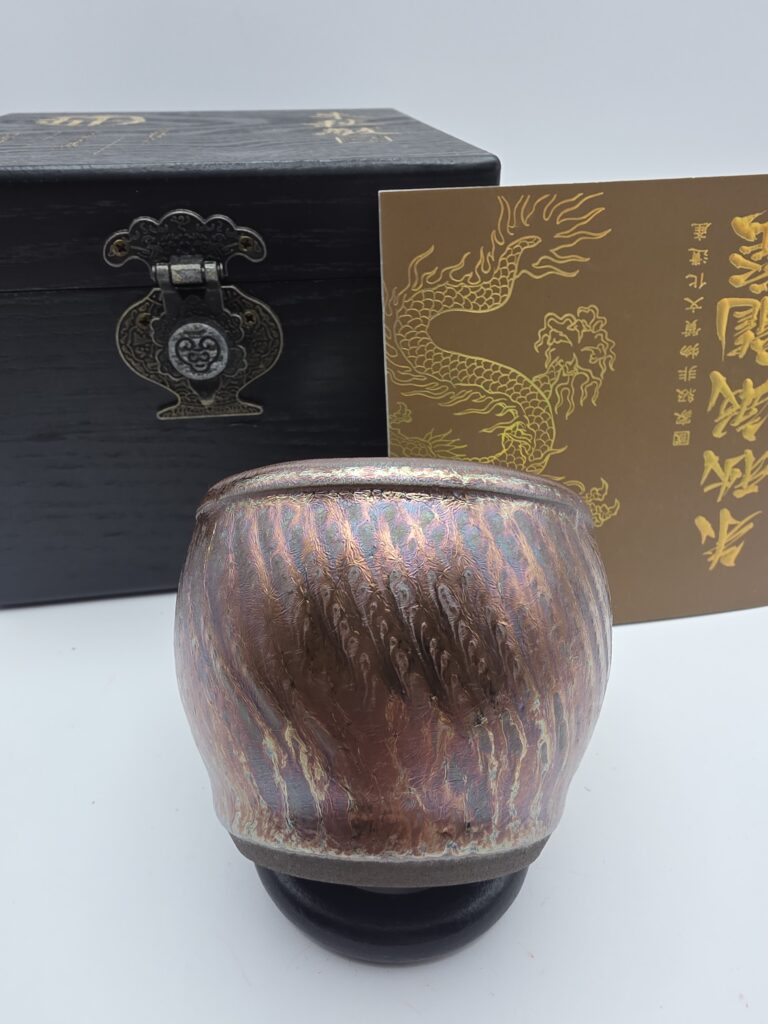 Zhu QiumiN pink daggers