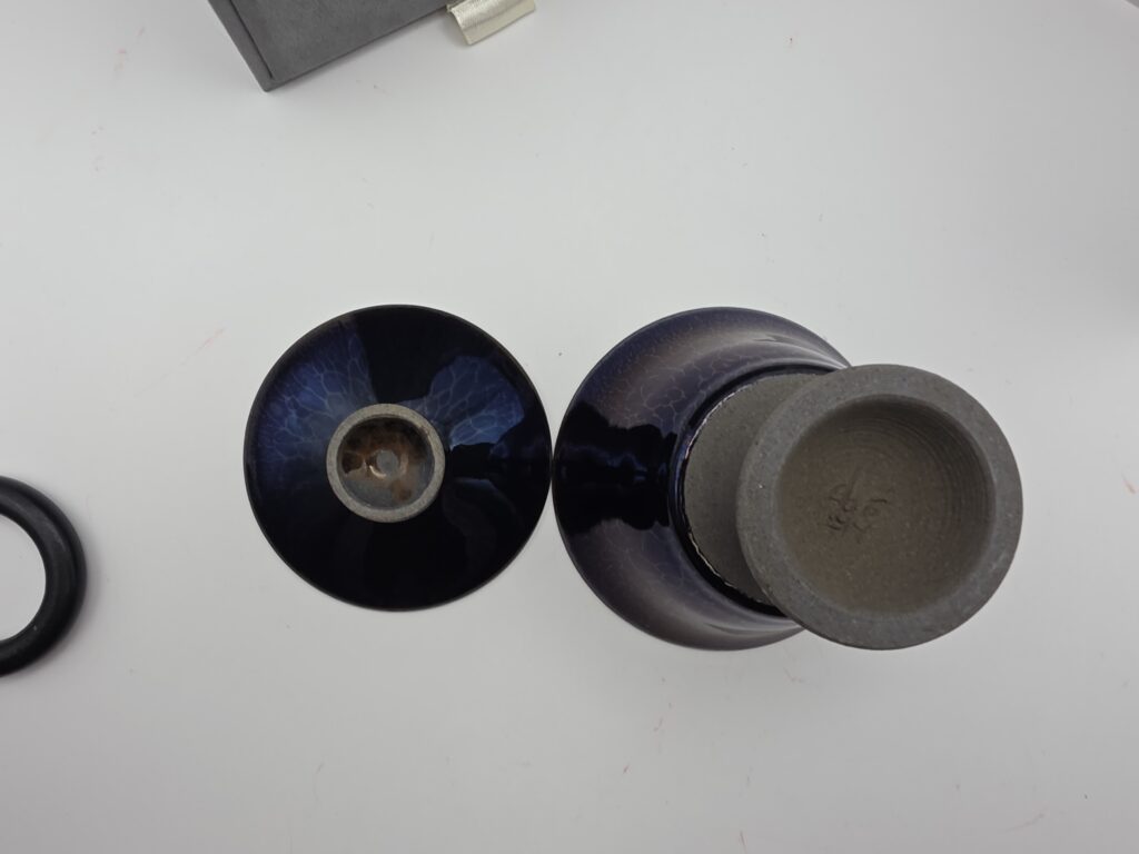 Li Jinhua pedestal gaiwan