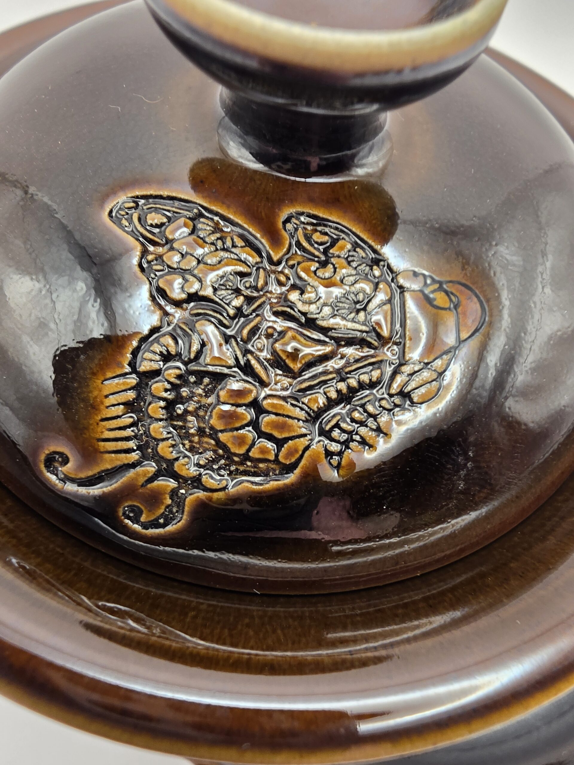 敬佑 (Jìng Yòu) name unclear streetmarket butterfly giawan