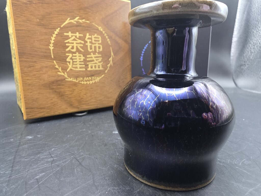Li Jinhua stemmed goblet shape