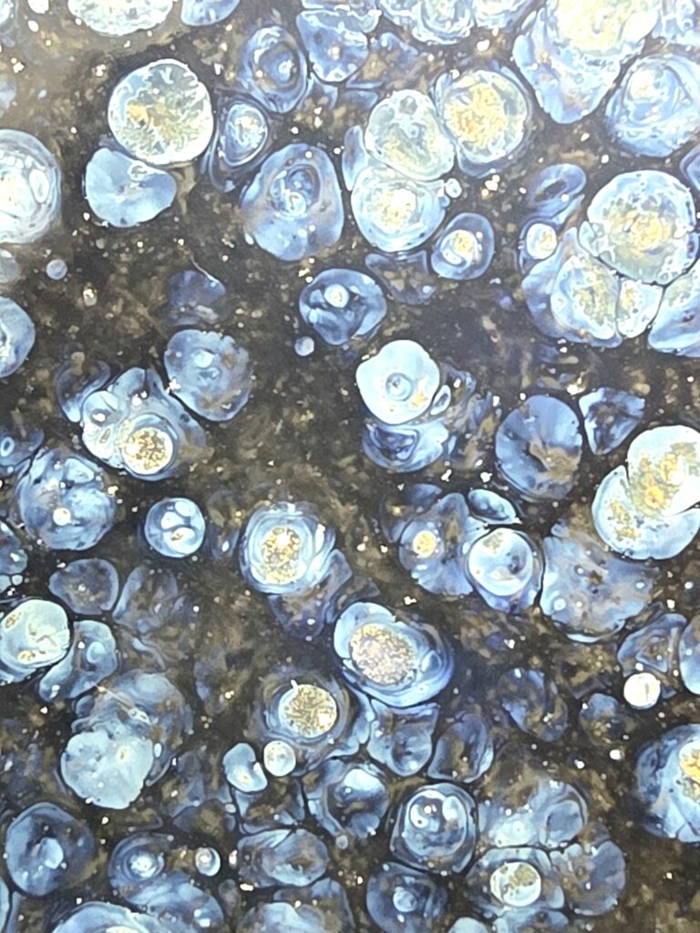 Wu Liyong spots & dots