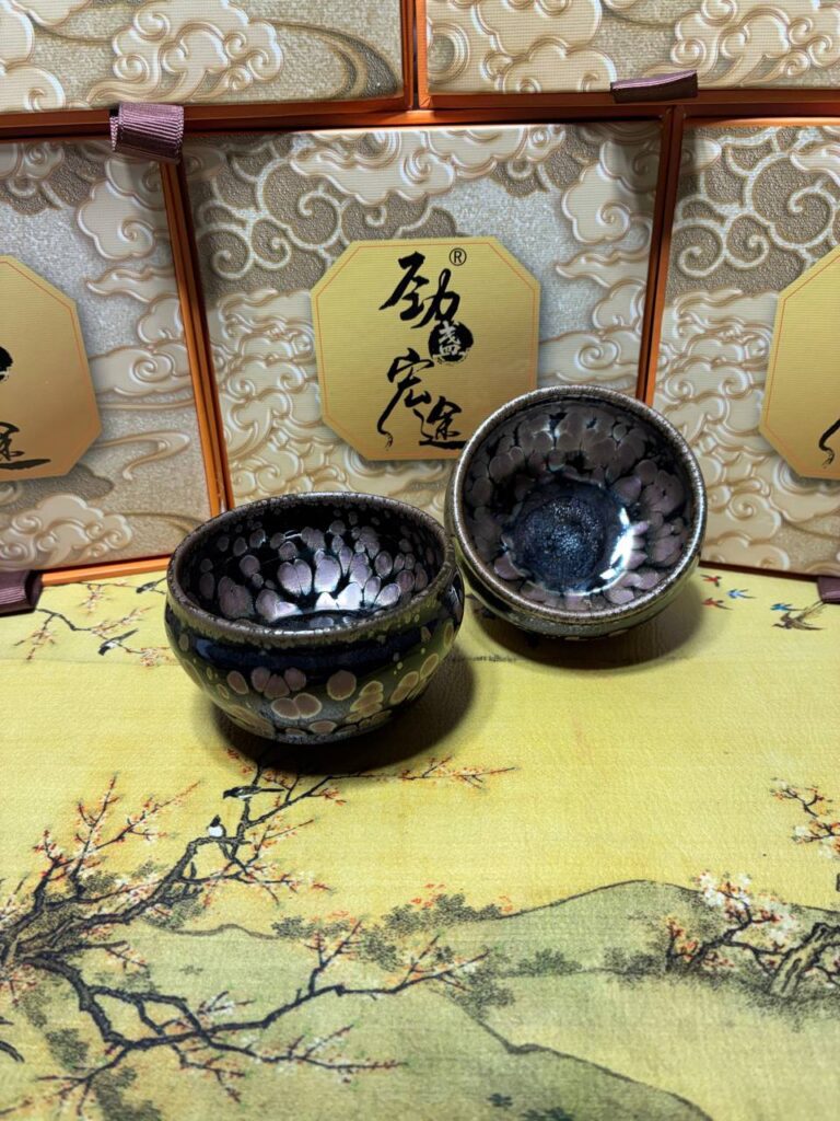 Zhi Jing · Twin Silver Bloom Cups
