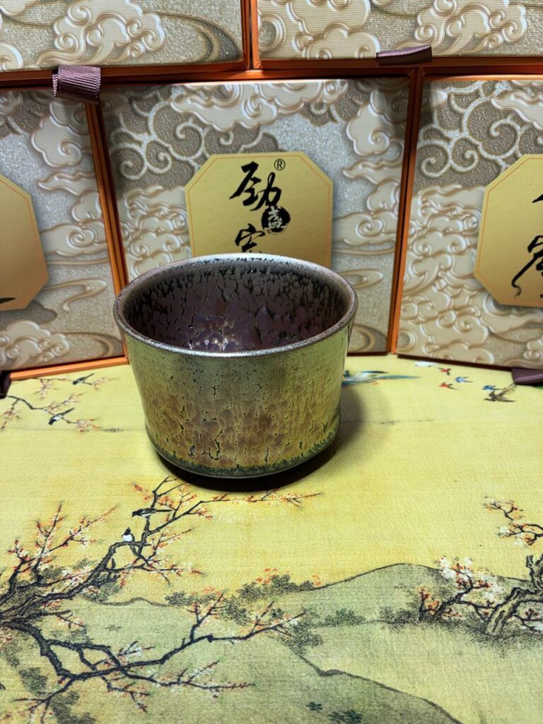 Golden Moss Straight Cup