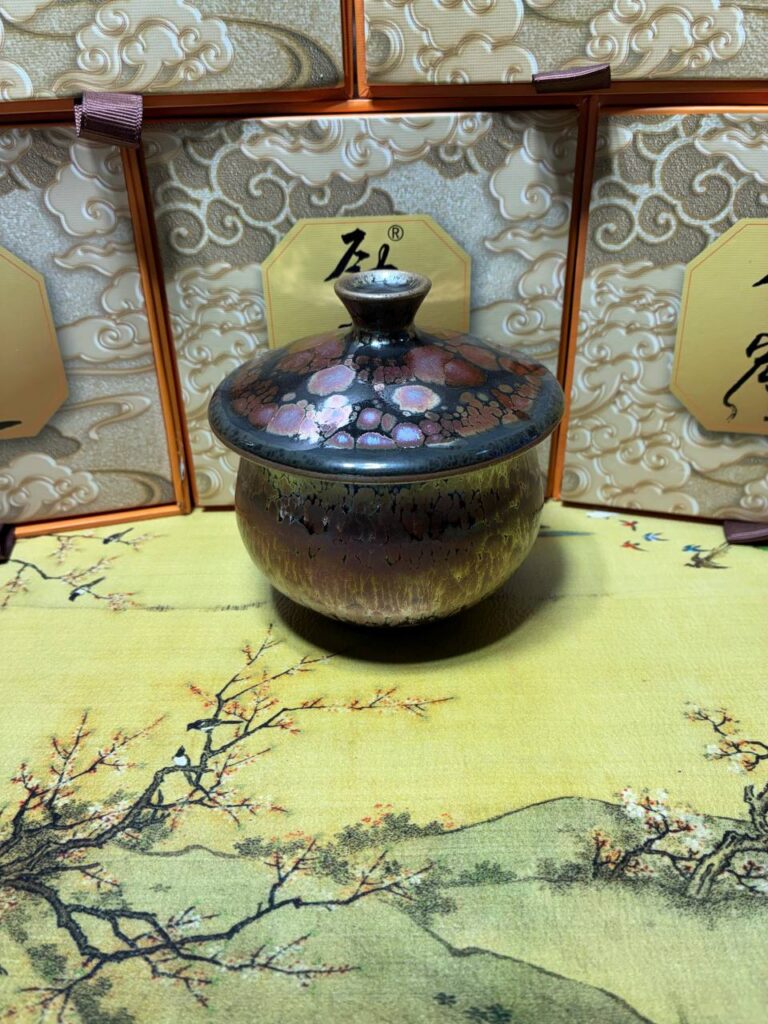 Midnight Gold Lidded Cup
