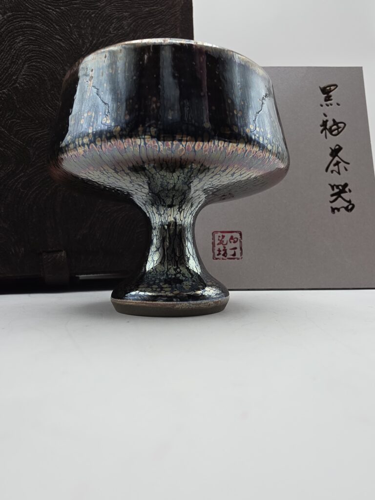 Baiding rainbow pedestal