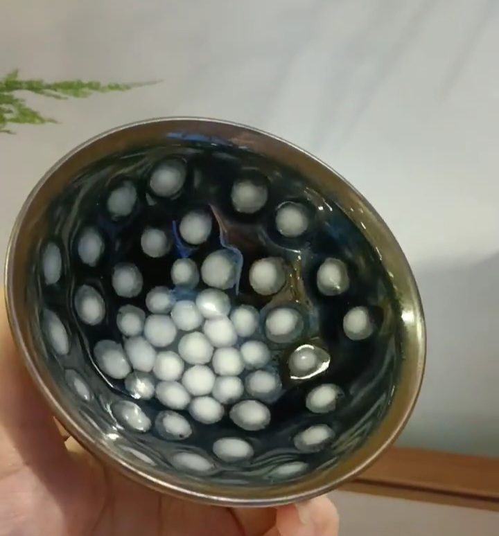 Pearl spots